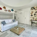 Golden Mile Front Line Apartman